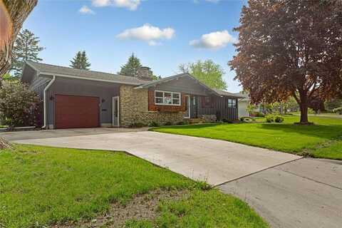 825 South Street, Owatonna, MN 55060