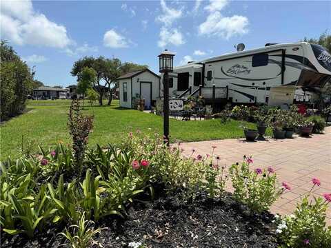 104 Augusta Circle, Aransas Pass, TX 78336