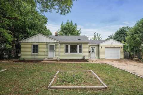 8235 Nicollet Avenue S, Bloomington, MN 55420