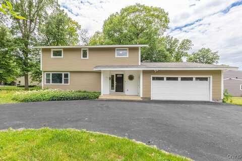 117 Treeland Circle, Geddes, NY 13219
