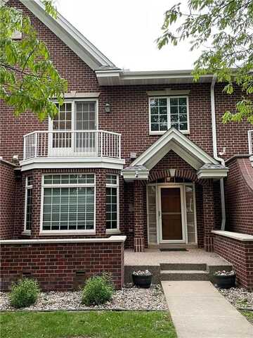 10776 Falling Water Lane, Woodbury, MN 55129