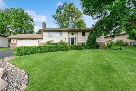 6449 Zealand Avenue N, Brooklyn Park, MN 55428