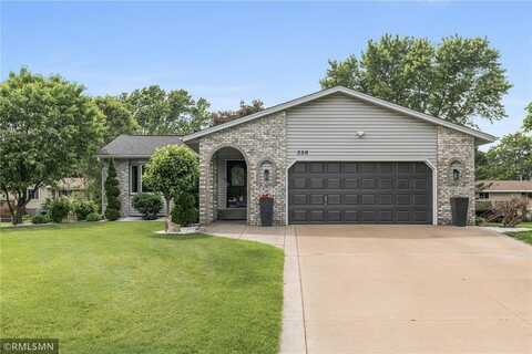 356 James Court, Mahtomedi, MN 55115