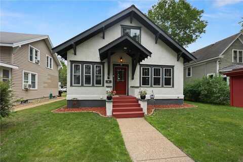 118 15th Avenue N, Saint Cloud, MN 56303