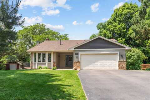 8917 Norwood Lane N, Maple Grove, MN 55369