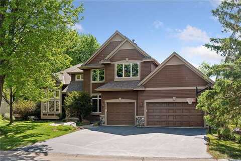 7266 Fawn Hill Road, Chanhassen, MN 55317