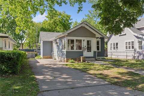 1560 Reaney Avenue, Saint Paul, MN 55106