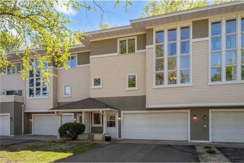 3664 Abbey Way, Eagan, MN 55123