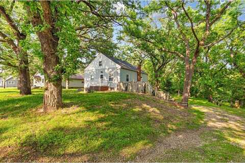 1819 4th Avenue, Mankato, MN 56001