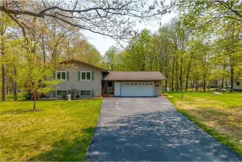 33240 Gary Drive, Grand Rapids, MN 55744
