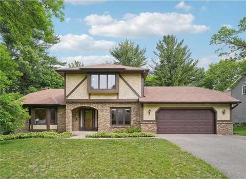 669 Lake Pine Drive, Shoreview, MN 55126