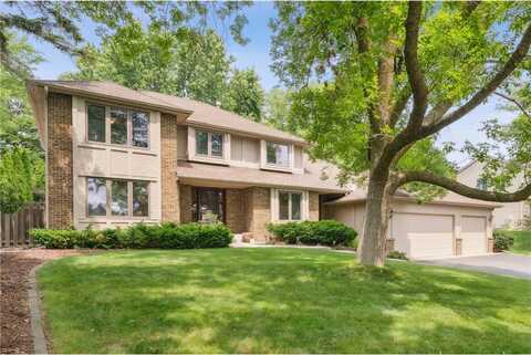 13116 Highpoint Curve, Burnsville, MN 55337
