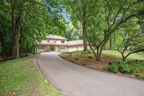 18021 Priory Lane, Minnetonka, MN 55345