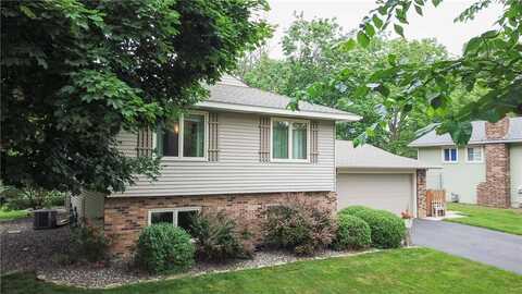 8940 90th Street S, Cottage Grove, MN 55016
