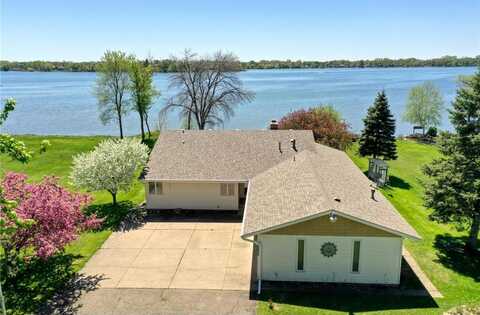 5225 217th Street N, Forest Lake, MN 55025