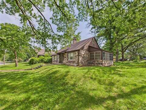 1538 8th Avenue SE, Saint Cloud, MN 56304