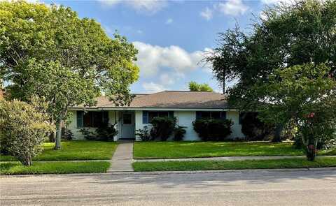 203 Carmel Dr, Portland, TX 78374