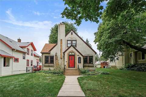 1928 Cleveland Street NE, Minneapolis, MN 55418