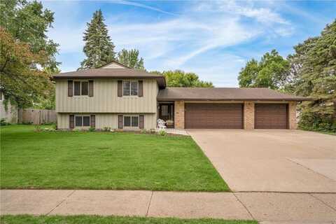 10789 105th Avenue N, Maple Grove, MN 55369