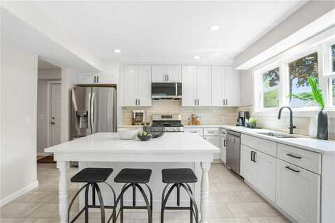 6515 Knox Avenue S, Richfield, MN 55423