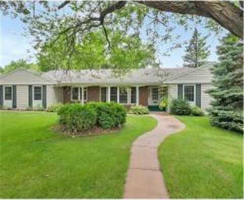 1335 Cooper Avenue S, Saint Cloud, MN 56301