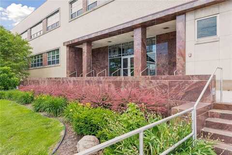 111 E Franklin Avenue, Minneapolis, MN 55404