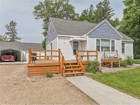 118 N Douglas Avenue, Parkers Prairie, MN 56361
