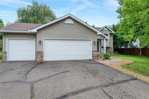 903 3rd Avenue SW, Isanti, MN 55040
