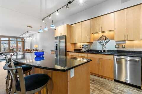 111 4th Avenue N, Minneapolis, MN 55401