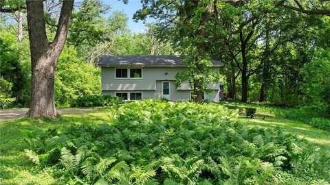 1504 89th Avenue N, Brooklyn Park, MN 55444