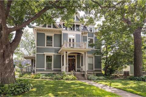 112 Western Avenue N, Saint Paul, MN 55102