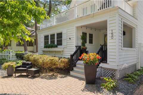 150 1st Street, Excelsior, MN 55331