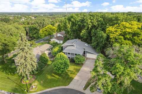 708 Brigadoon Circle, Shoreview, MN 55126