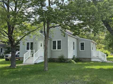 302 30th Avenue N, Saint Cloud, MN 56303
