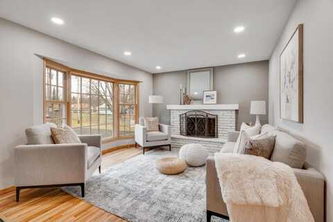 639 117th Circle NE, Blaine, MN 55434