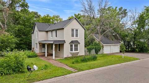 1889 Clarence Street, Maplewood, MN 55109