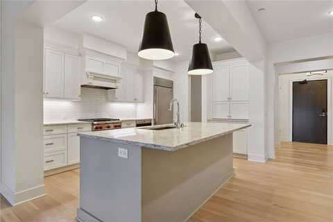 222 Ferndale Road S, Wayzata, MN 55391
