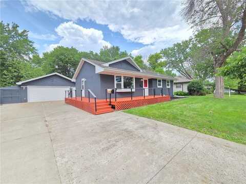 4106 Woodbine Lane N, Brooklyn Center, MN 55429