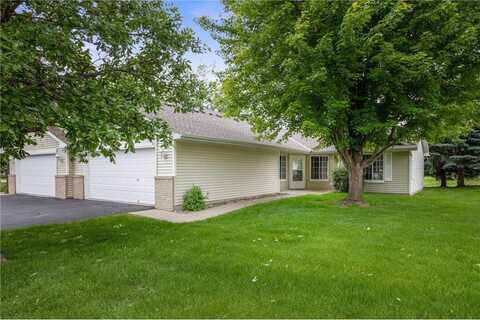 817 Greensview Court NW, Hutchinson, MN 55350