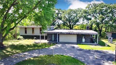 1004 S Ramsey Street, Redwood Falls, MN 56283
