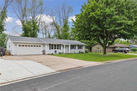 704 Highland Drive, New Prague, MN 56071