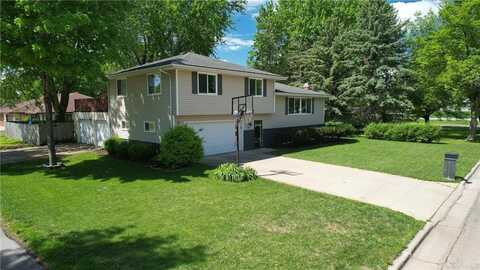 1715 Gateway Drive, Albert Lea, MN 56007
