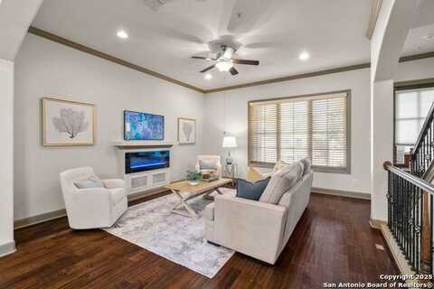 210 Arcadia, San Antonio, TX 78209