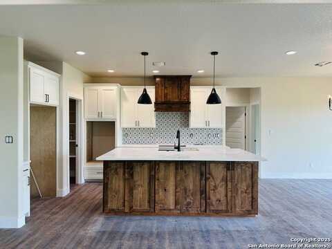 720 N Dickson, Poth, TX 78147