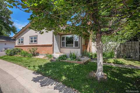 64 Nome Way, Aurora, CO 80012