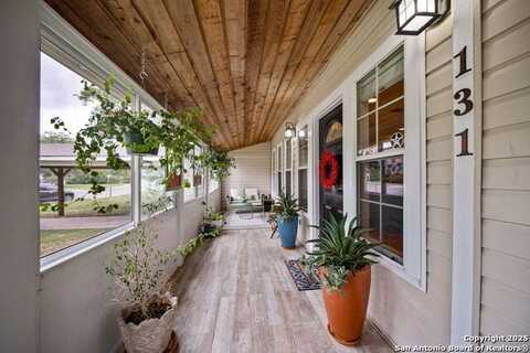 131 Larchmont, San Antonio, TX 78209