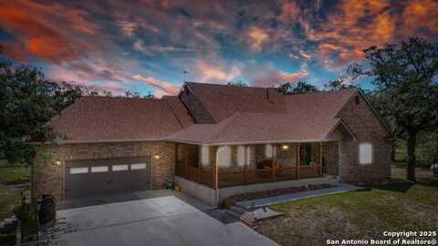 1657 County Road 434, Stockdale, TX 78160