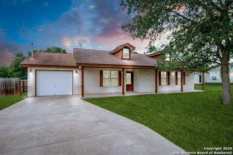 101 Sylvester, Poth, TX 78147