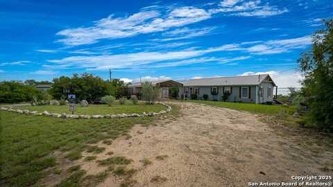 100 Vista 11 Ln, Sandia, TX 78383