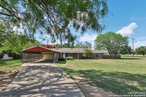 19229 blume, Lytle, TX 78052